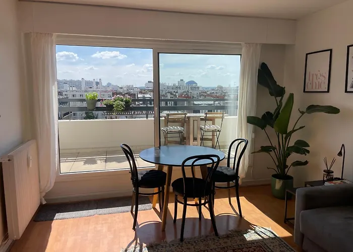 Home F8 - Terrace Paris\'S View, Eiffel Tower Area